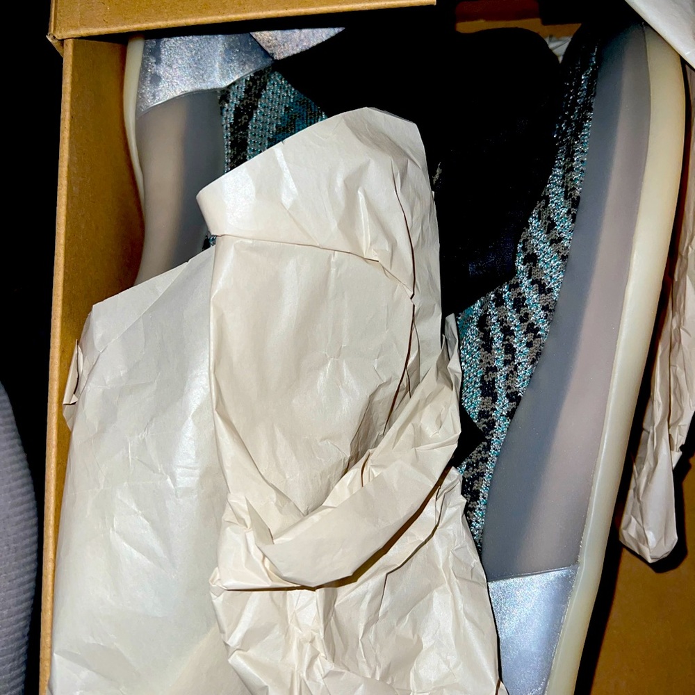 Yezzy size 16. In like new condition. Wore once for a couple of hours.